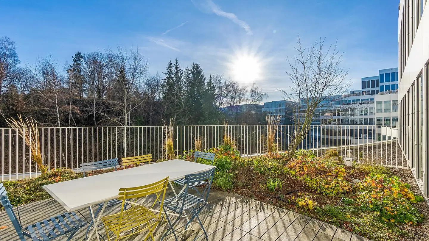 Bureau à louer - Einfahrtstunnel Anlieferung The Circle 41, 8302 Kloten - Photo 2