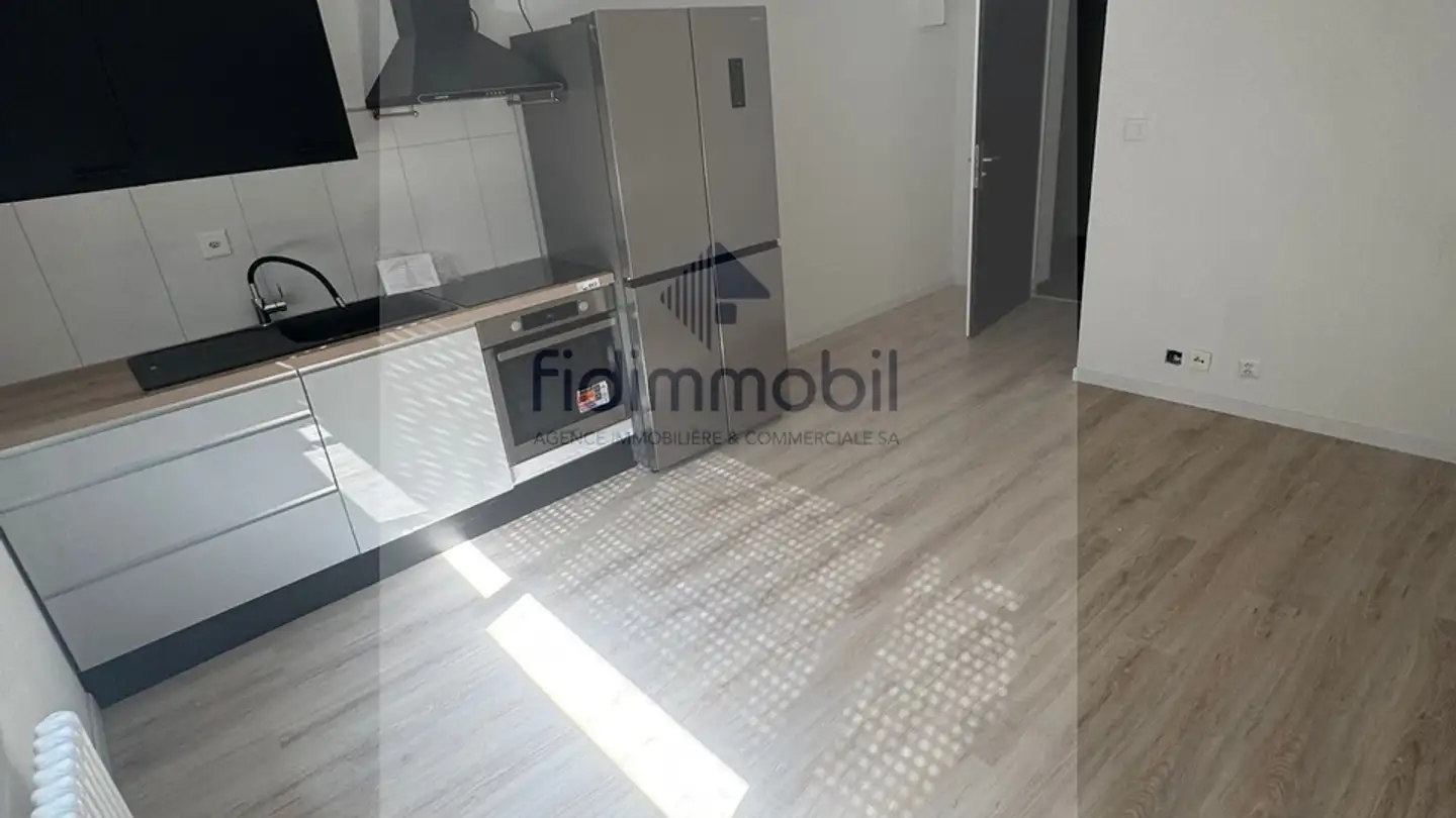 Studio for rent - Rue Du Parc 23, 2300 La Chaux-de-Fonds - Photo 2