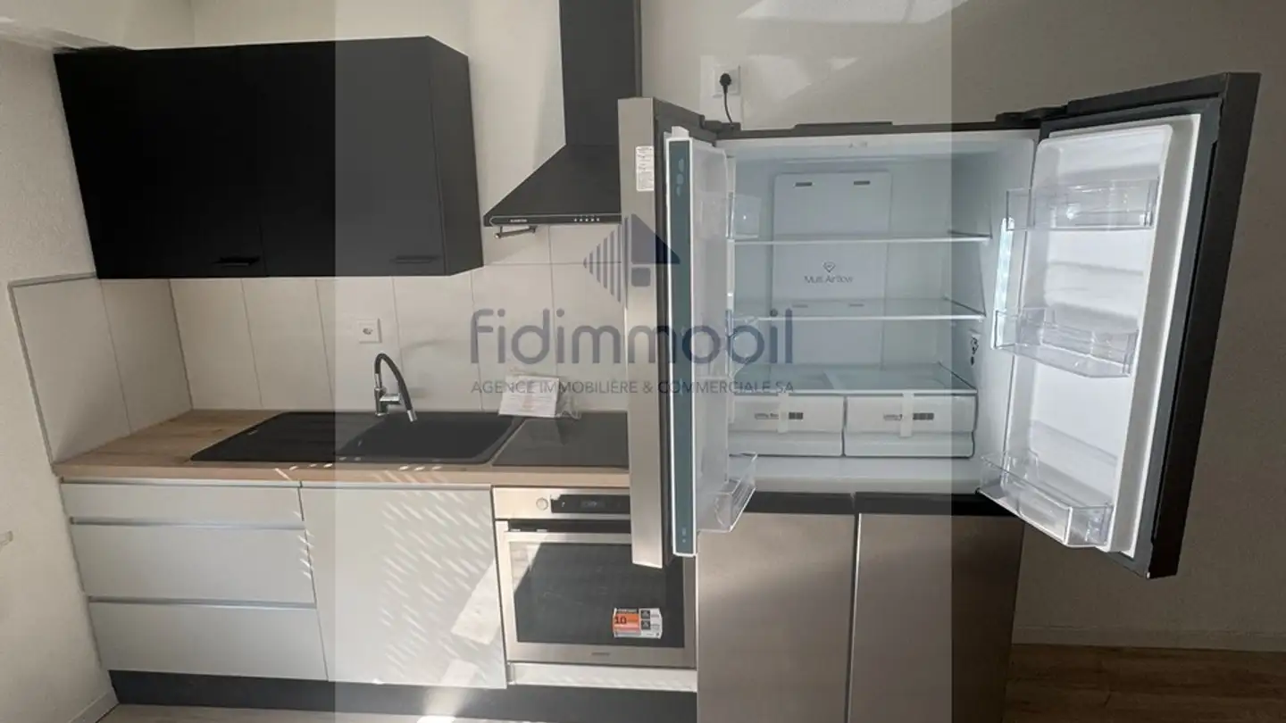 Studio for rent - Rue Du Parc 23, 2300 La Chaux-de-Fonds - Photo 3