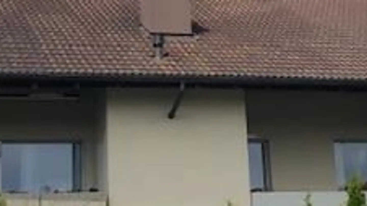 Dachgeschosswohnung mieten - Seewadelstrasse 3, 8444 Henggart - Foto 3