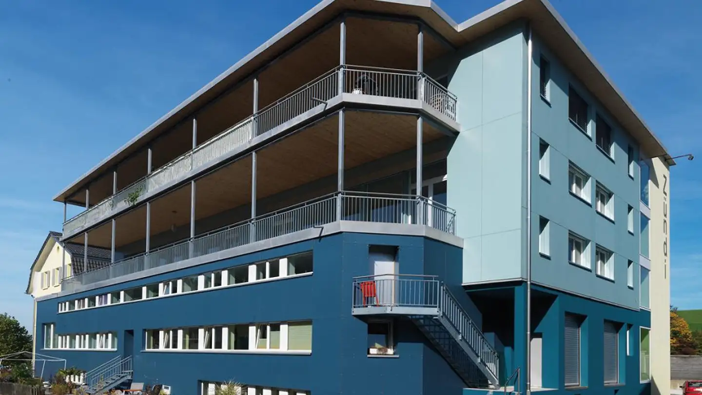 Mixed-use building for rent - Einsiedlerstrasse 15b, 8834 Schindellegi