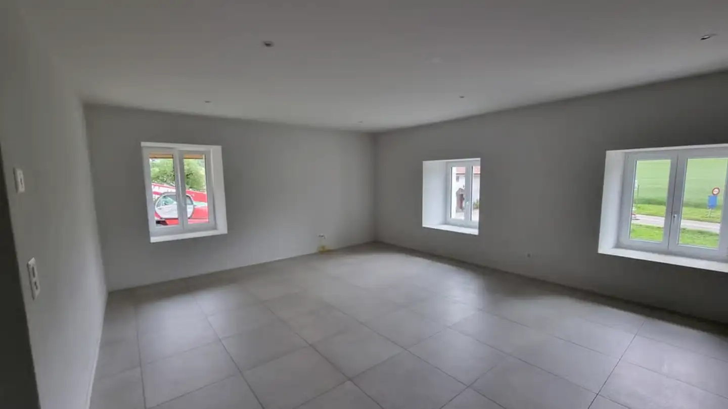 Apartment for rent - Route De Bourgogne 20, 2019 Rochefort - Photo 4