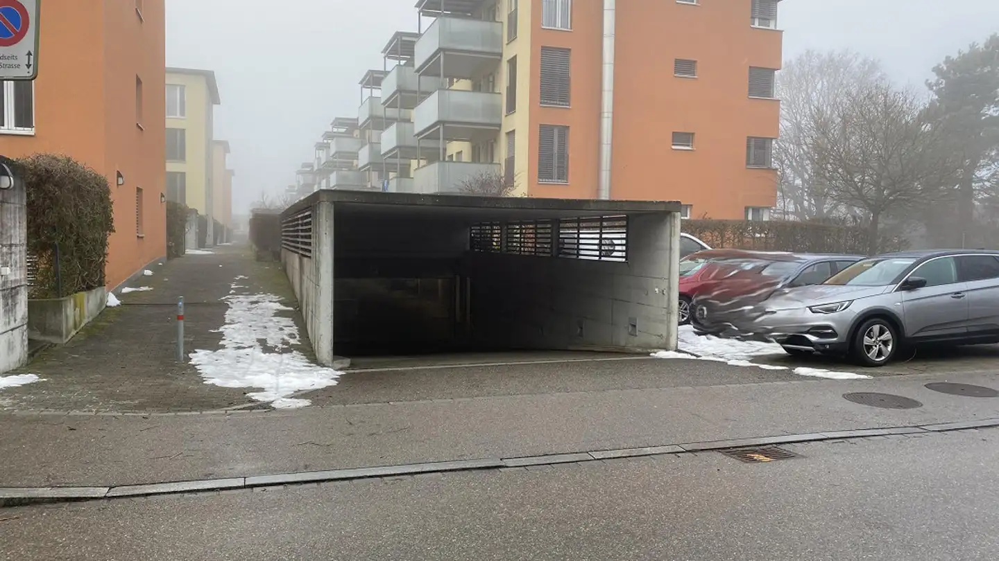 Underground parking space for rent - Schlossackerstrasse, 8404 Winterthur - Photo 2