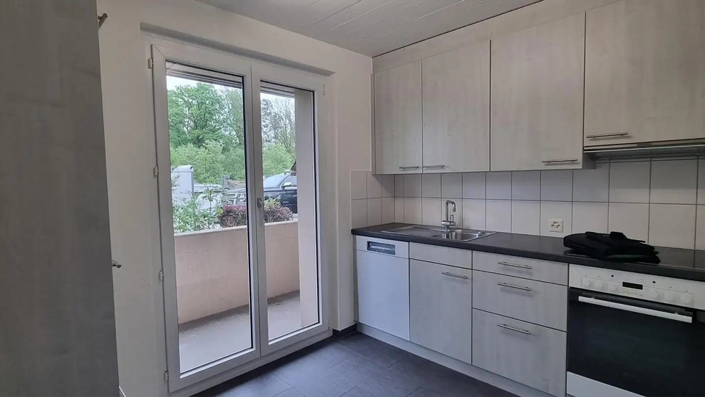 Wohnung mieten - Giessenweg 15, 2557 Studen BE