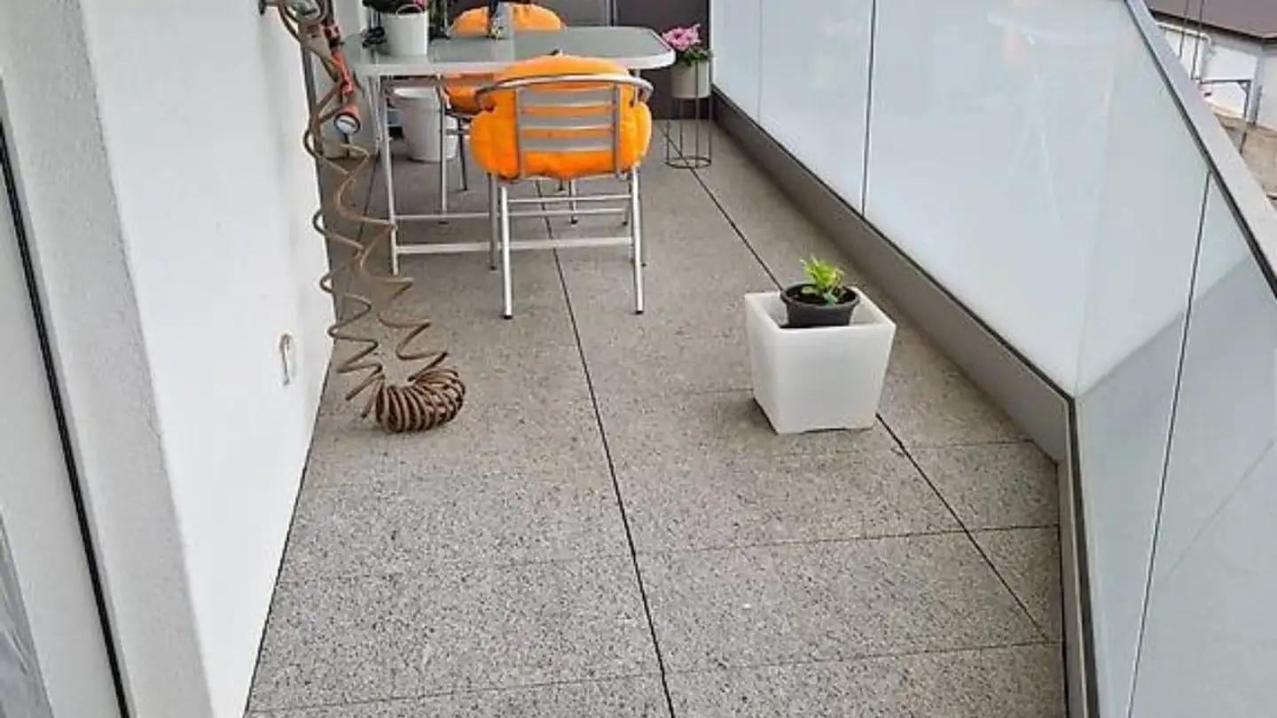 Wohnung mieten - Via Giuseppe Pometta, 6500 Bellinzona - Foto 3