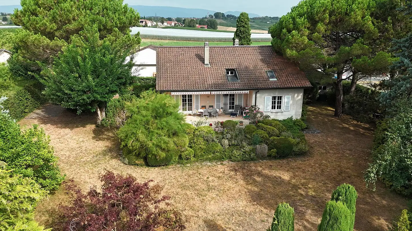 Einfamilienhaus kaufen - 1131 Tolochenaz