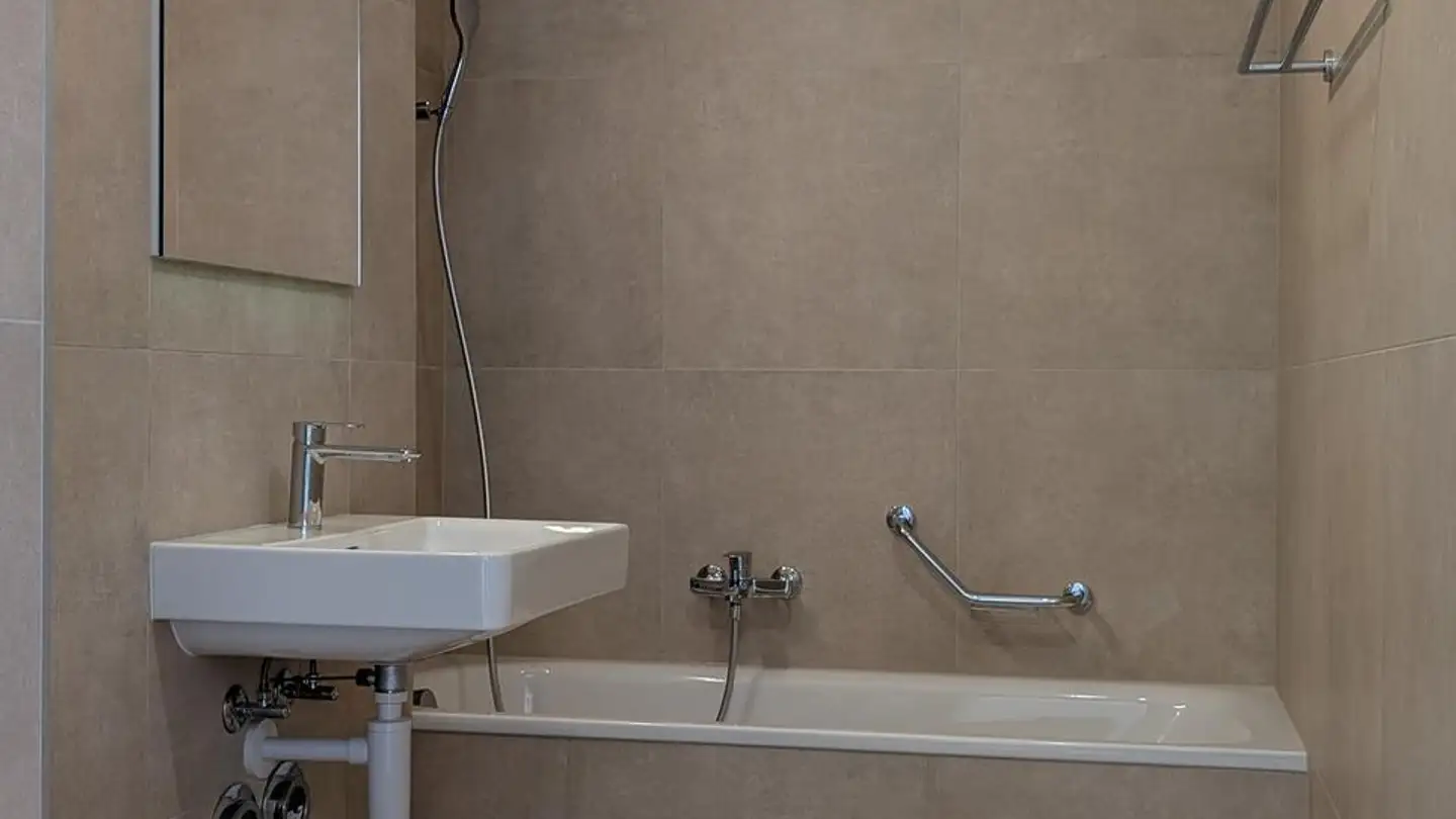 Appartement à louer - Rue Du Pont 3, 2114 Fleurier - Photo 4