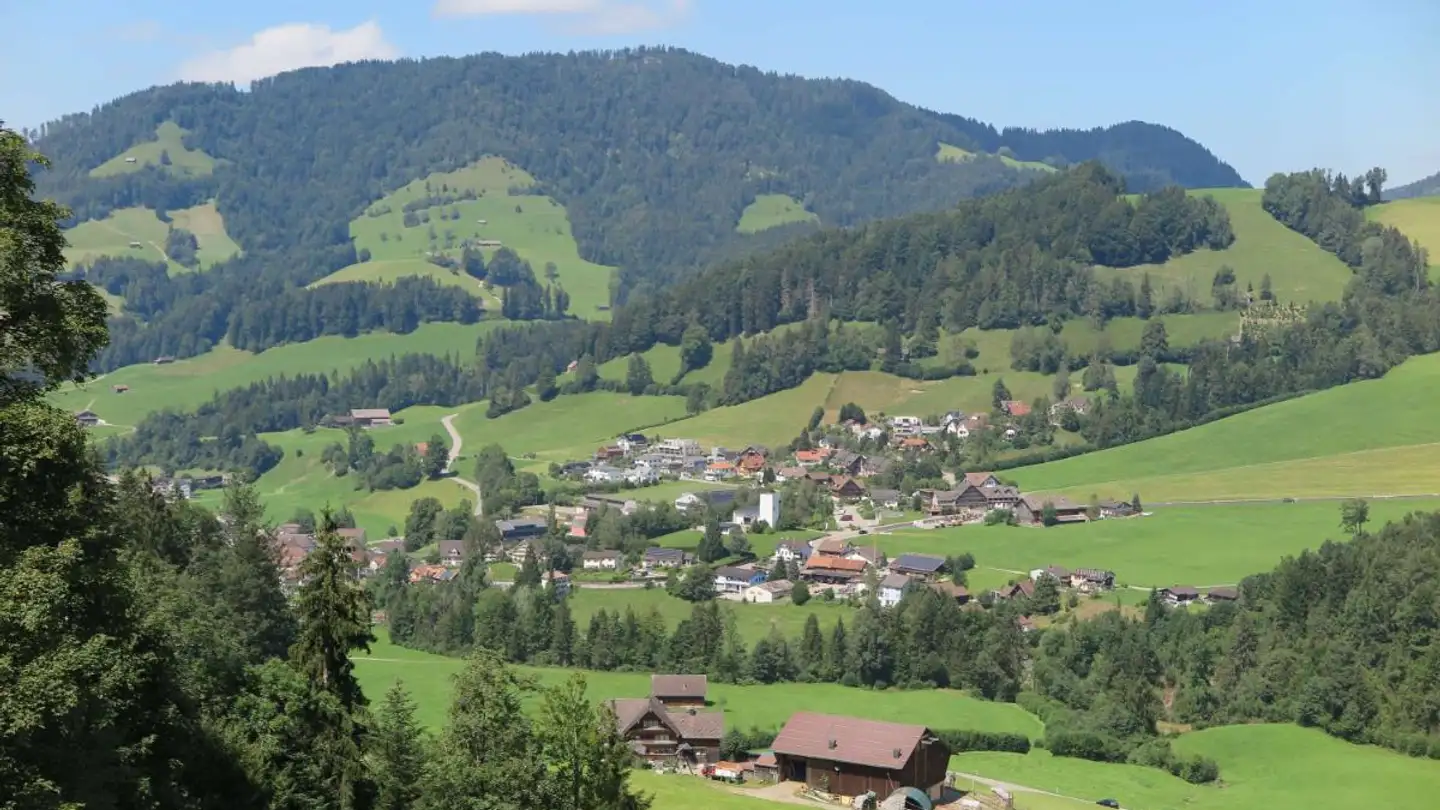 Residential building for sale - 9127 St. Peterzell