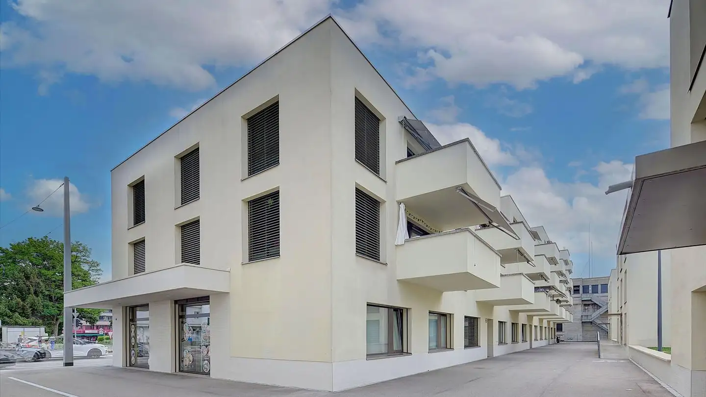 Outdoor parking space for rent - Florastrasse, 8953 Dietikon