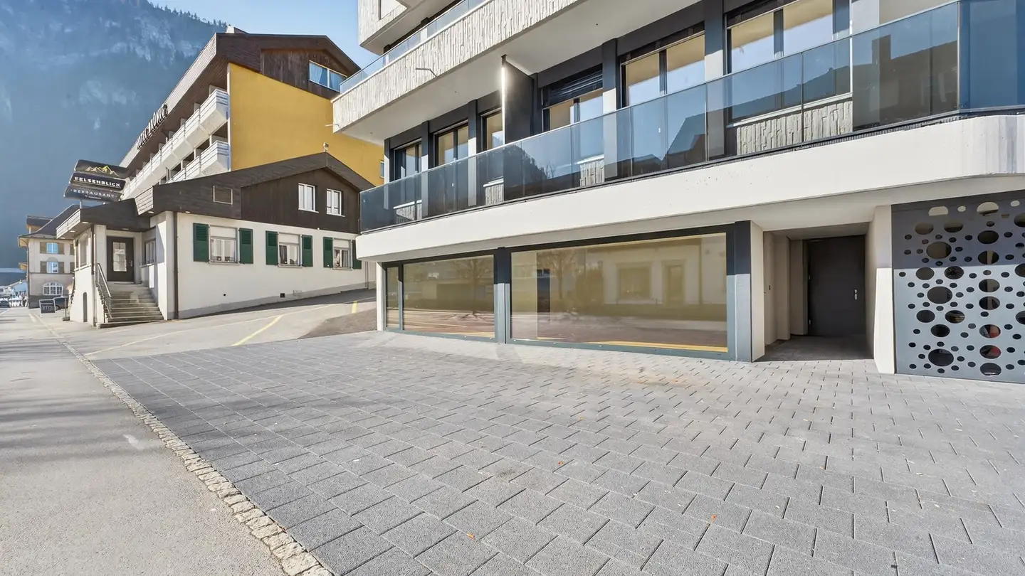 Bürofläche mieten - Dorfplatz 1, 6052 Hergiswil NW