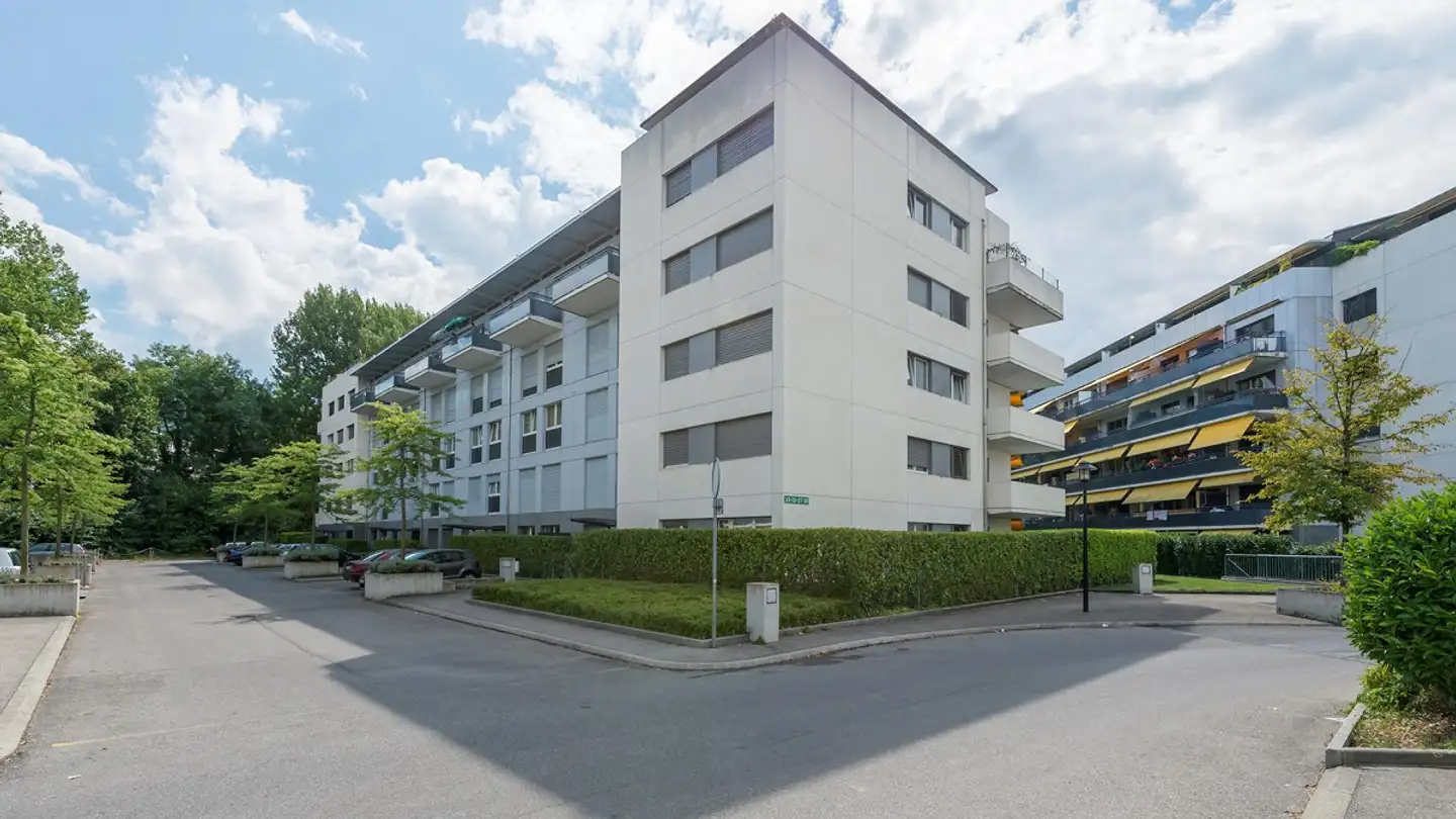 Outdoor parking space for rent - Chemin Du Curé- Desclouds, 1226 Thônex