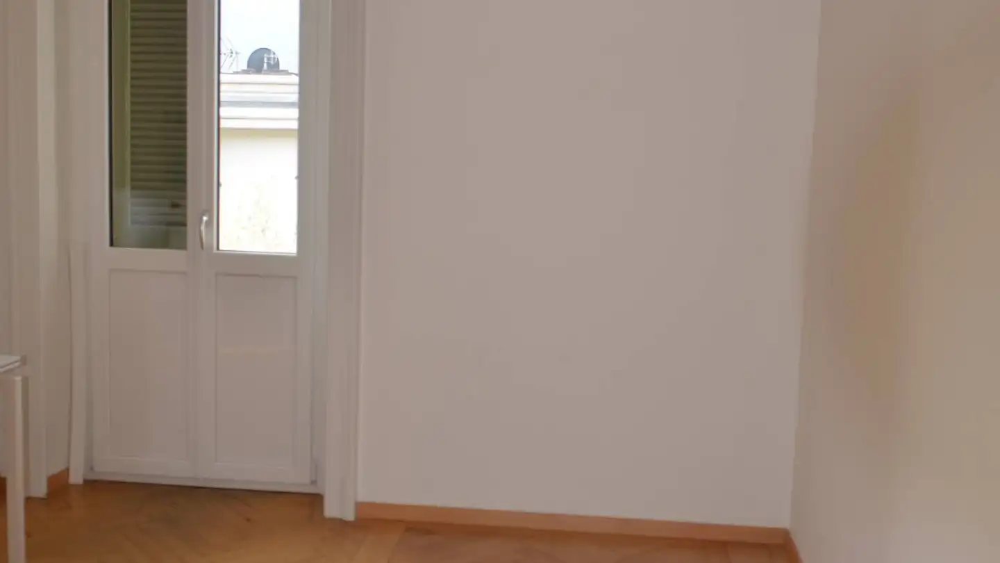 Office space for sale - 6833 Vacallo - Photo 2