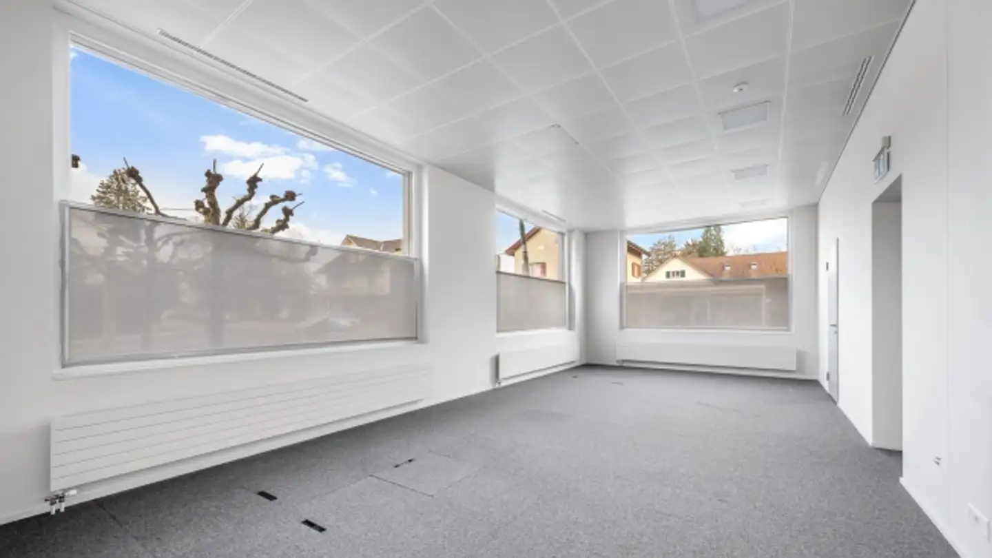 Bürofläche mieten - Luzernerstrasse 14, 5643 Sins - Foto 2