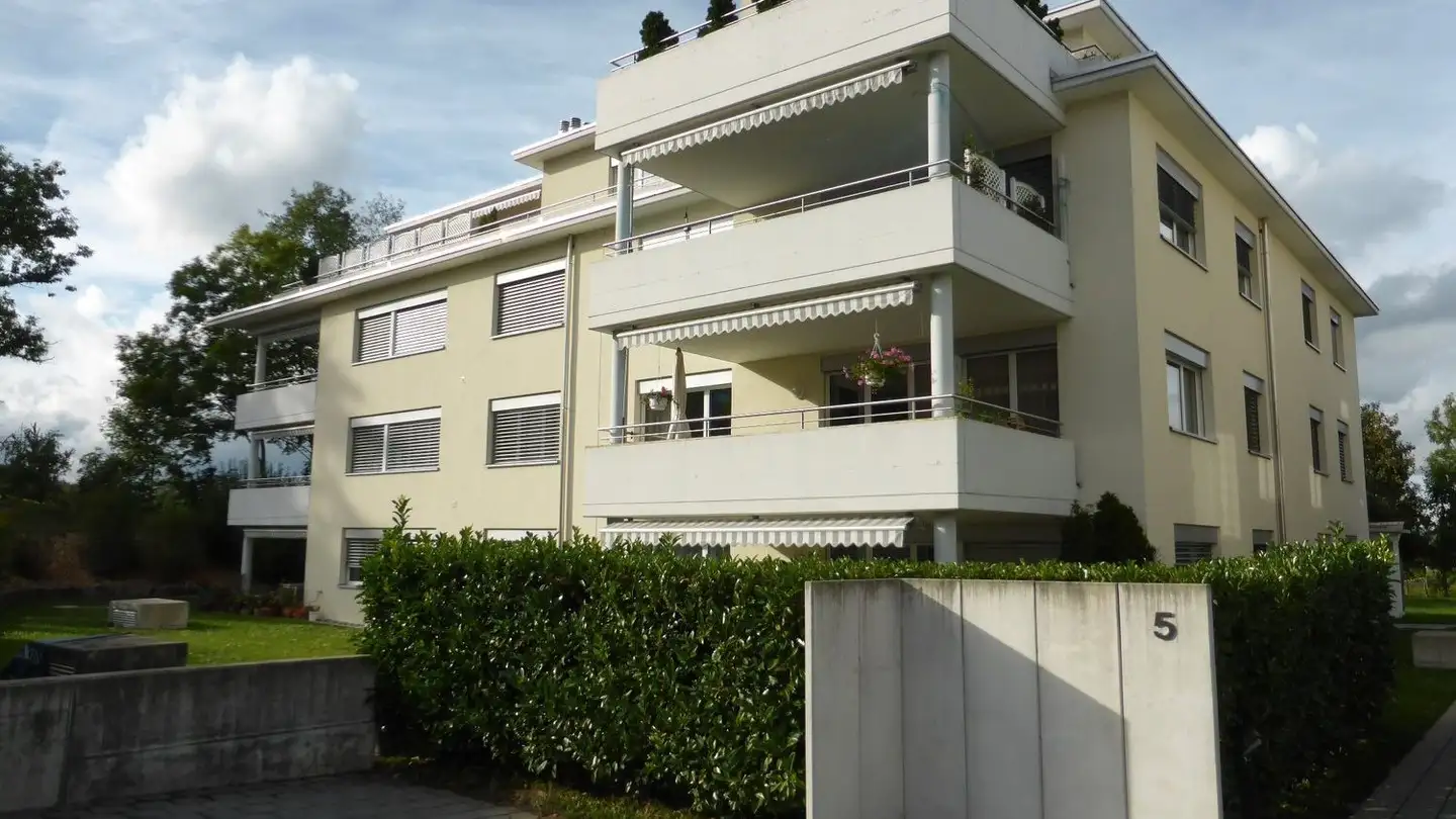 Appartement à louer - Am Zilbach 5, 8117 Fällanden
