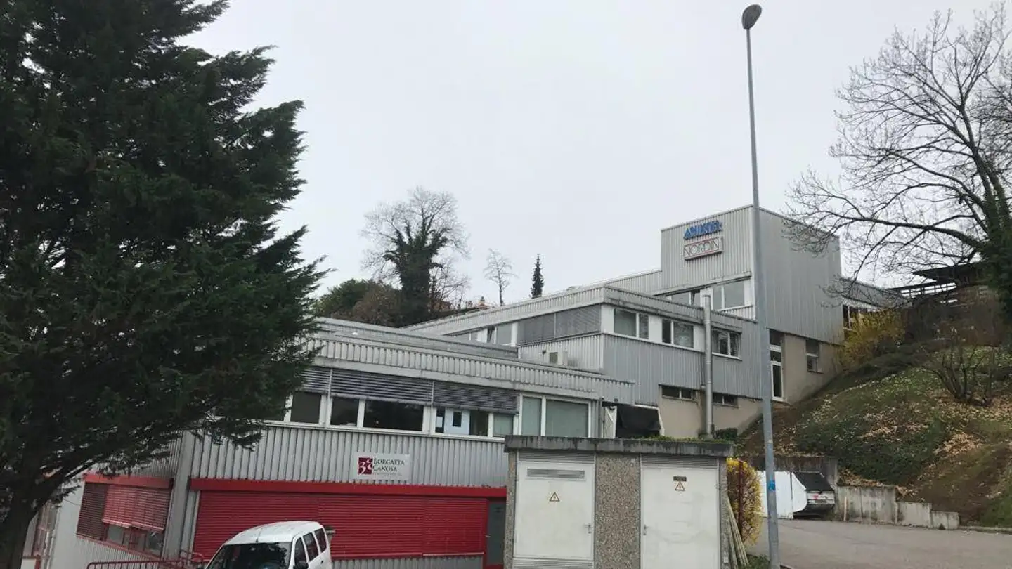 Commercial for rent - Route Du Stade, 1816 Chailly-Montreux
