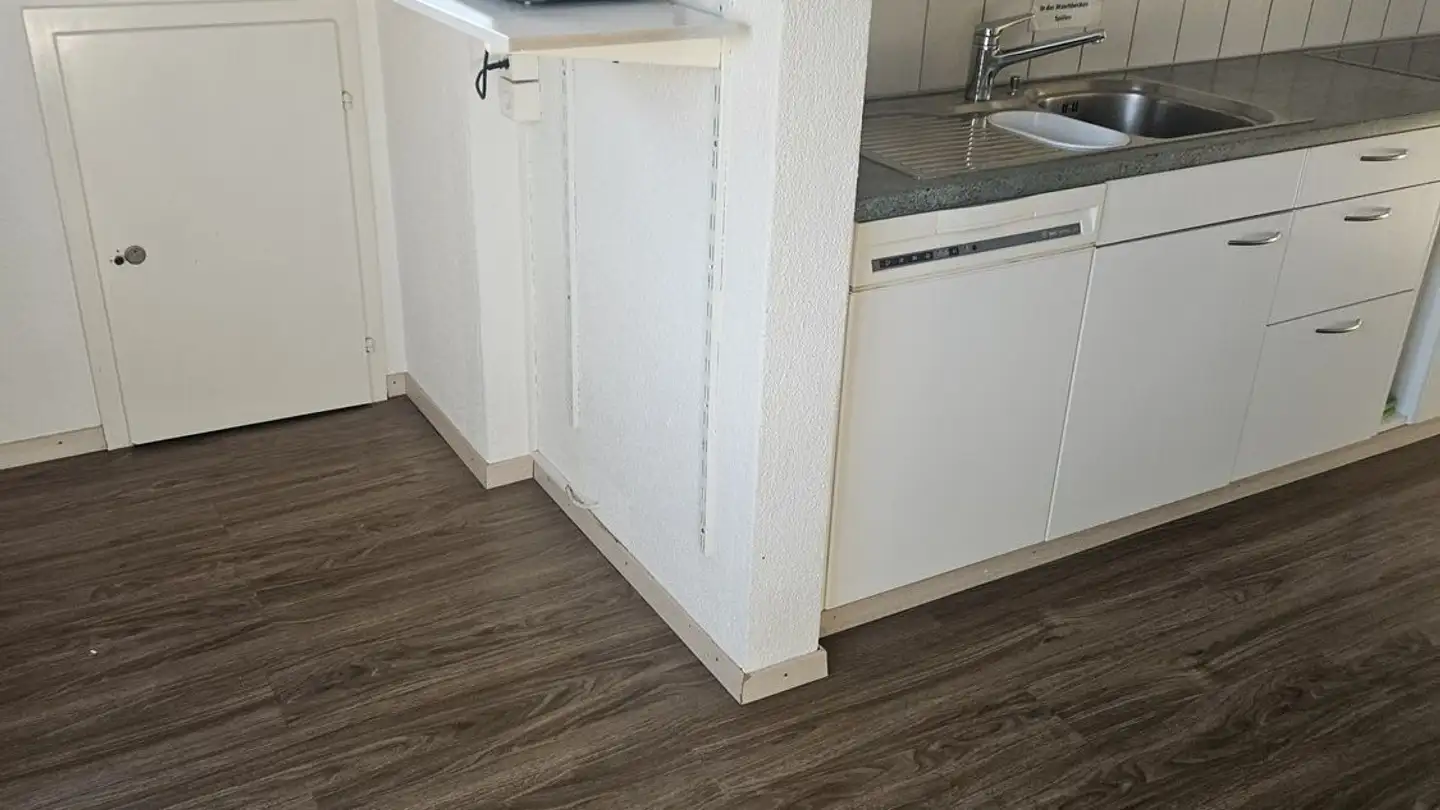 Chambre à louer - Dorfstrasse 19, 8424 Embrach