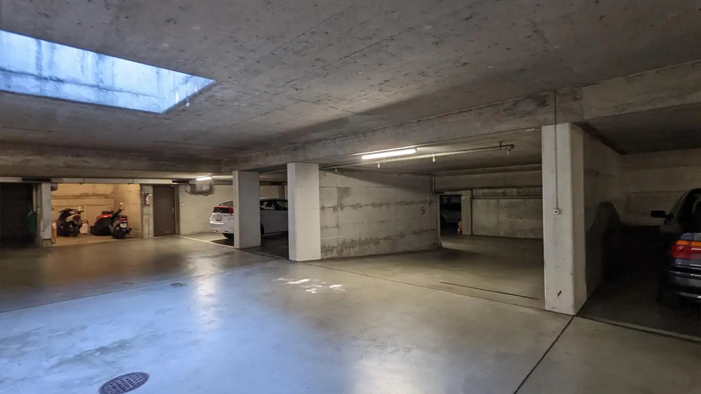 Parcheggio sotterraneo in affitto - Im Baumgarten 11, 4144 Arlesheim