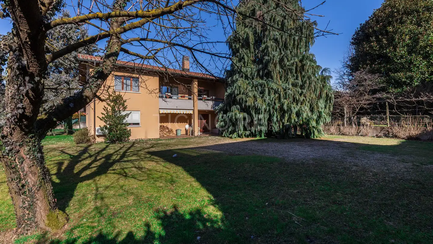 Villa for sale - Via Al Pero 26c, 6852 Genestrerio