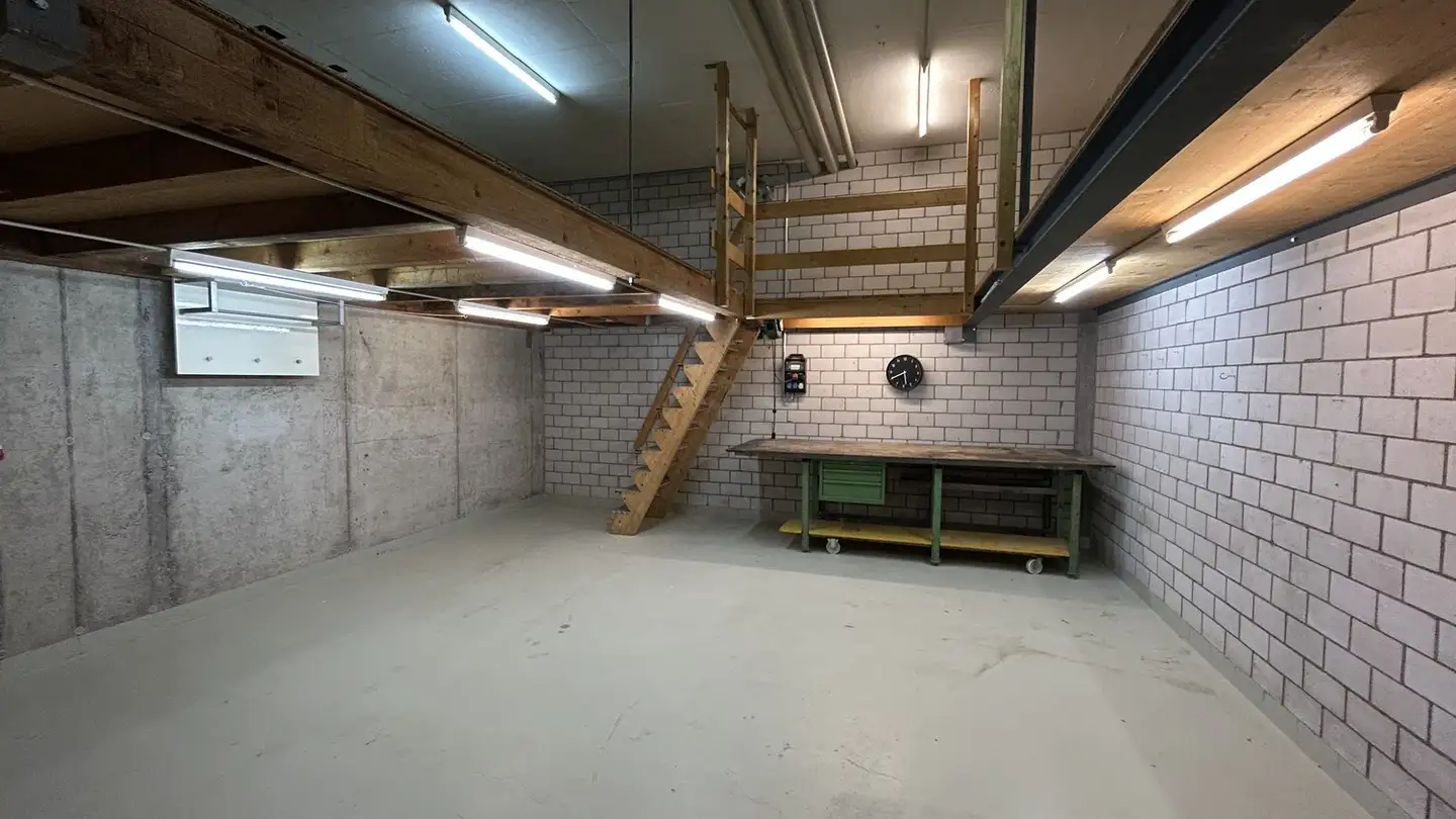 Commerciale in affitto - Lettenstrasse 11b, 6343 Rotkreuz