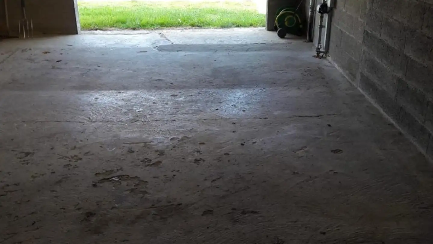 Überdachter Parkplatz mieten - Rue De La Forge 6c, 1410 Thierrens - Foto 3