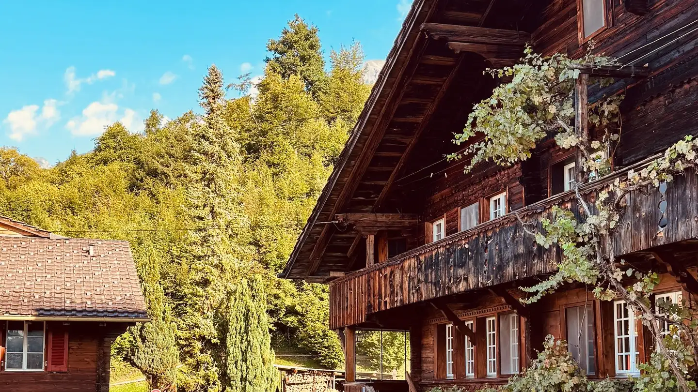 Immeuble résidentiel à vendre - 3858 Hofstetten b. Brienz