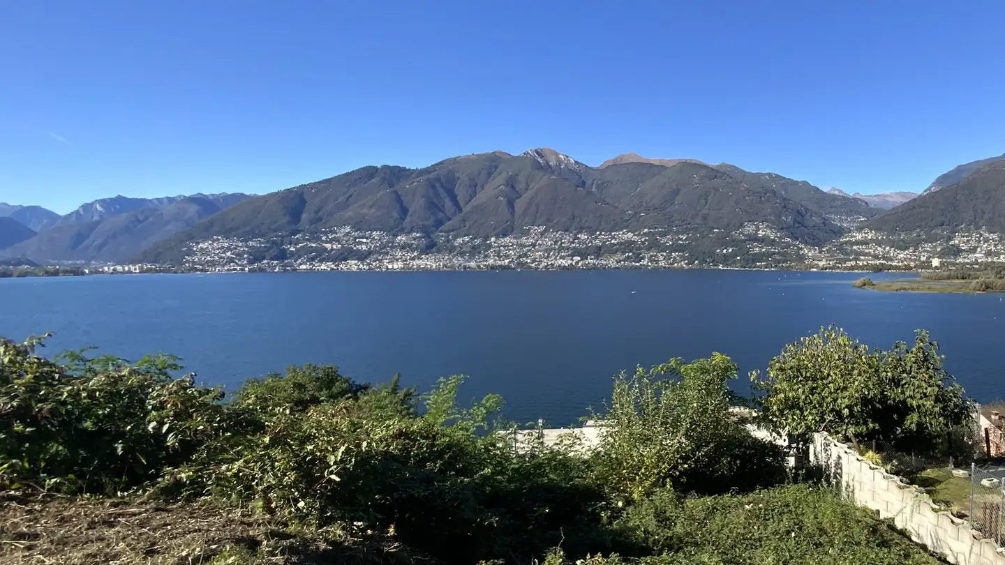 Constructible plot for sale - 6573 Magadino