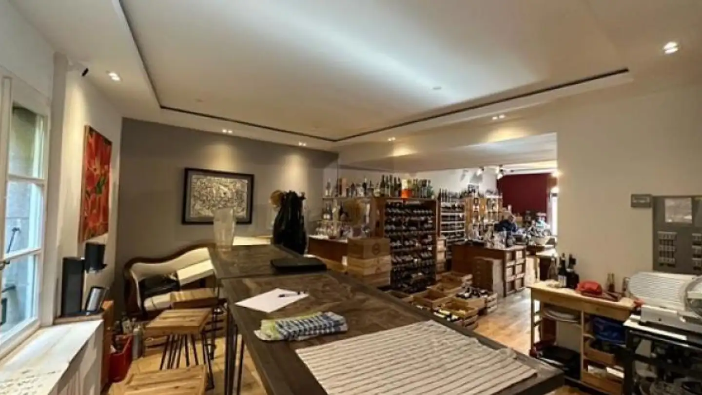 Commercial à vendre - 1227 Carouge GE