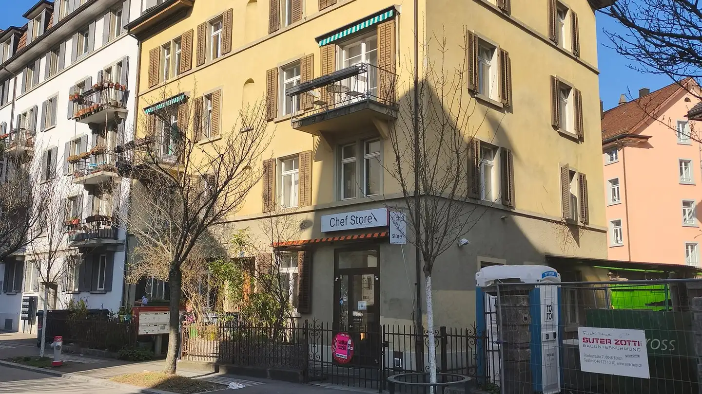 Commercial à louer - Zentralstrasse 118, 8003 Zürich