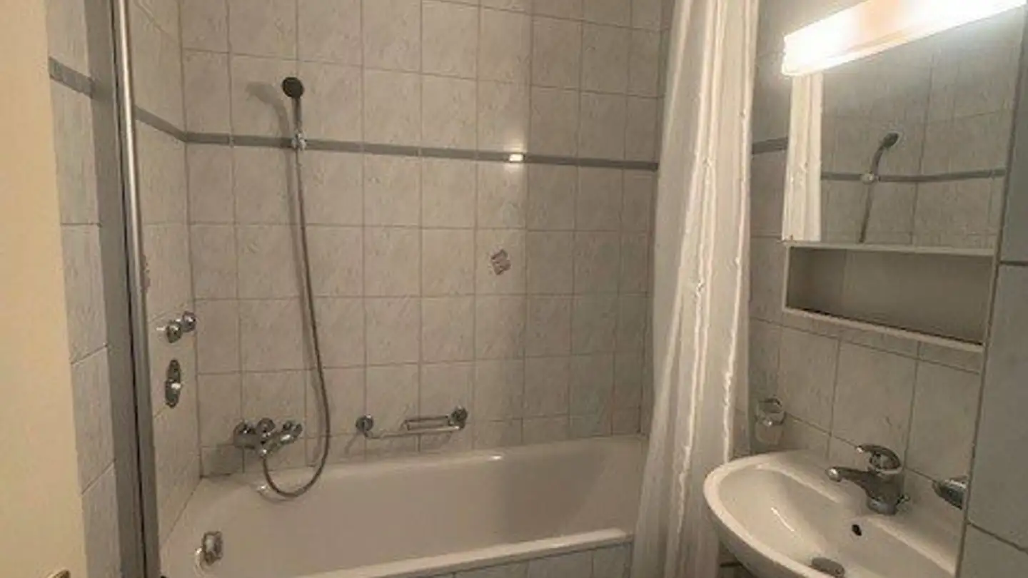 Appartamento in affitto - Avenue De Chillon 58, 1820 Territet - Photo 3