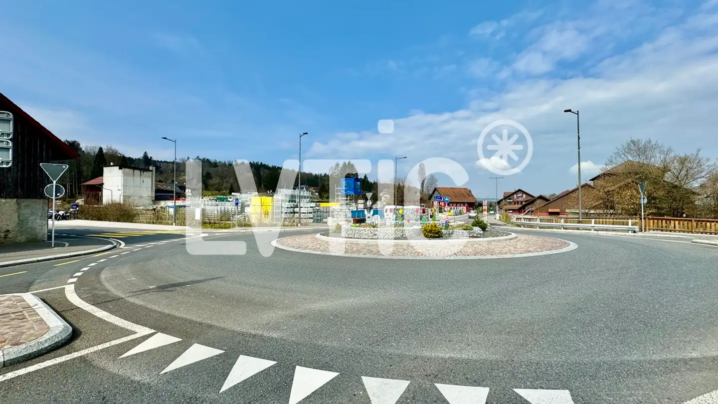 Industrial building plot for sale - 1077 Servion