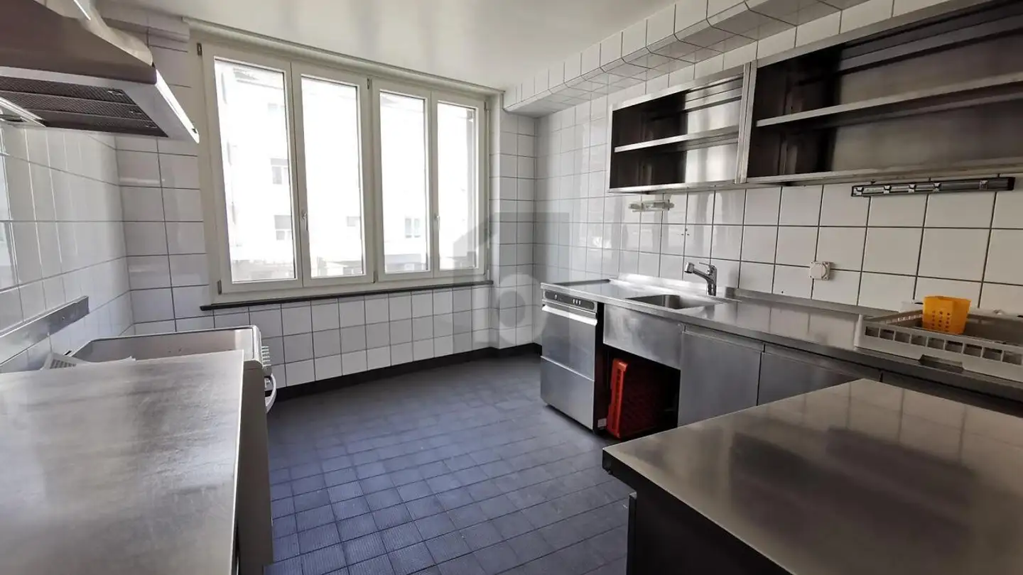 Commercial à louer - 4052 Basel - Photo 3