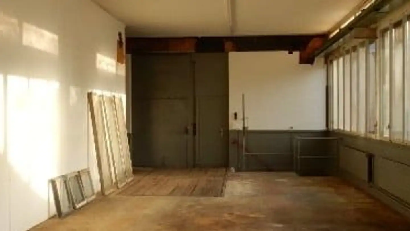 Commercial for rent - Austrasse 1, 8483 Kollbrunn - Photo 2