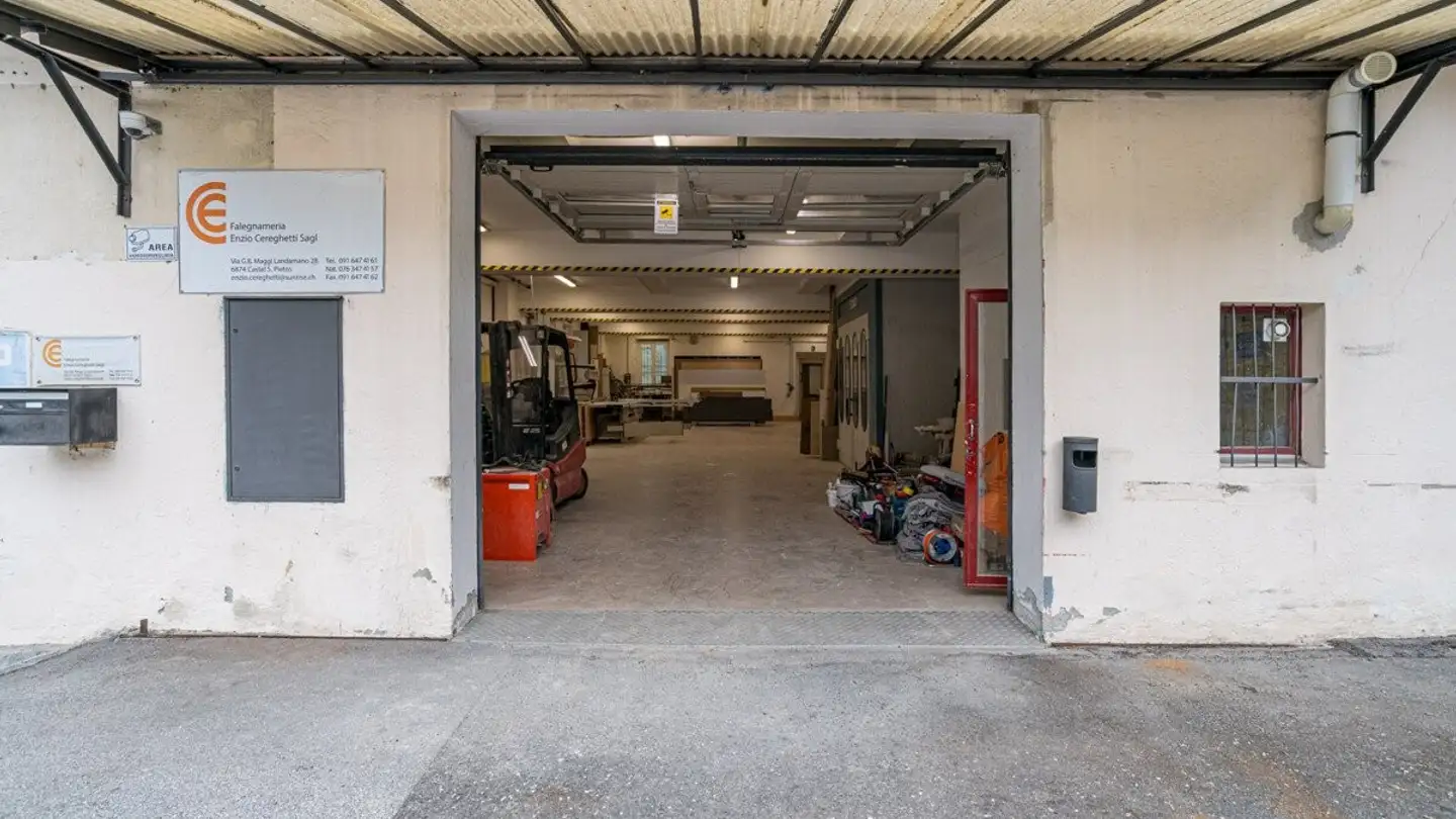 Espace de stockage à louer - 6873 Corteglia - Photo 3