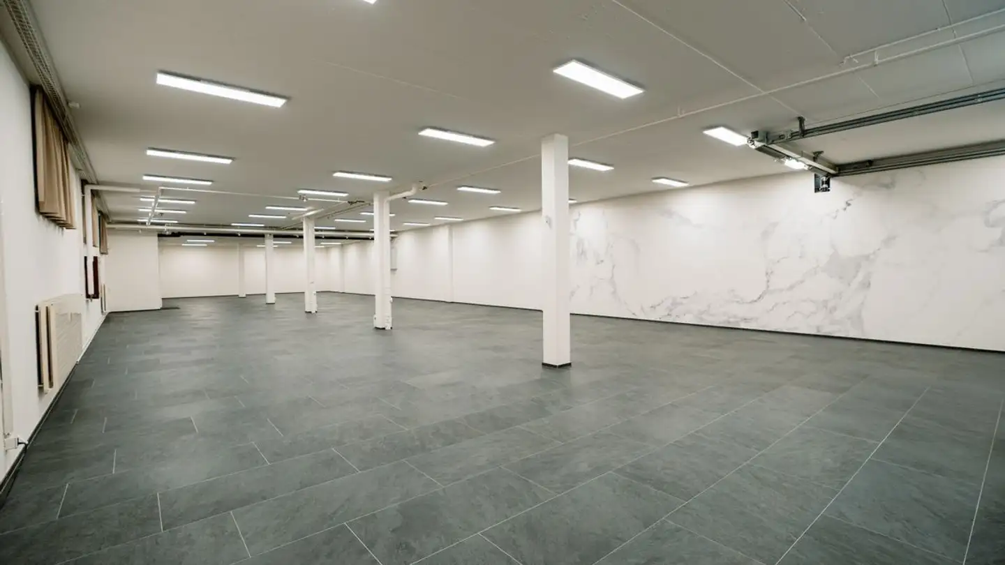 Magasin à vendre - 6340 Baar