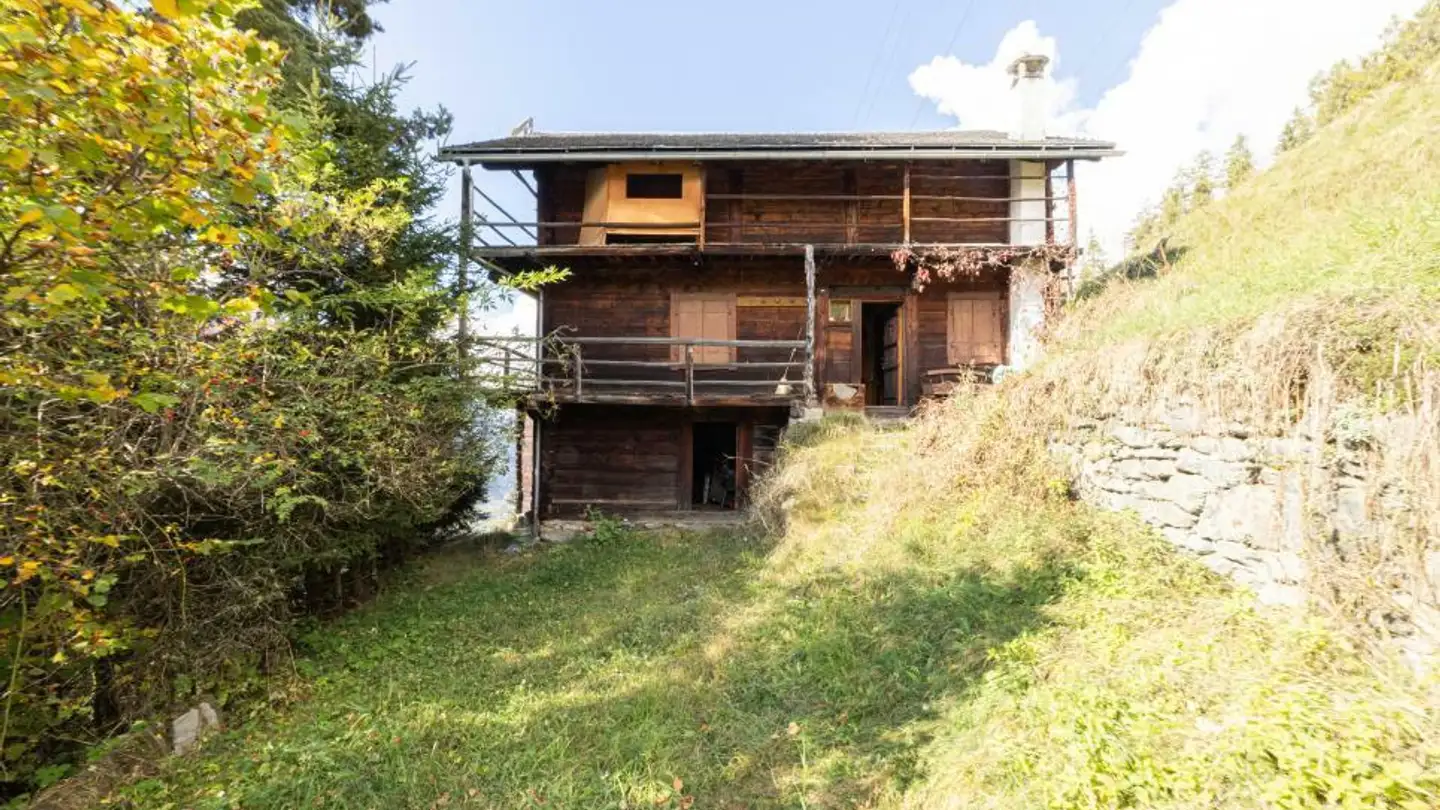 Chalet for sale - 1948 Lourtier