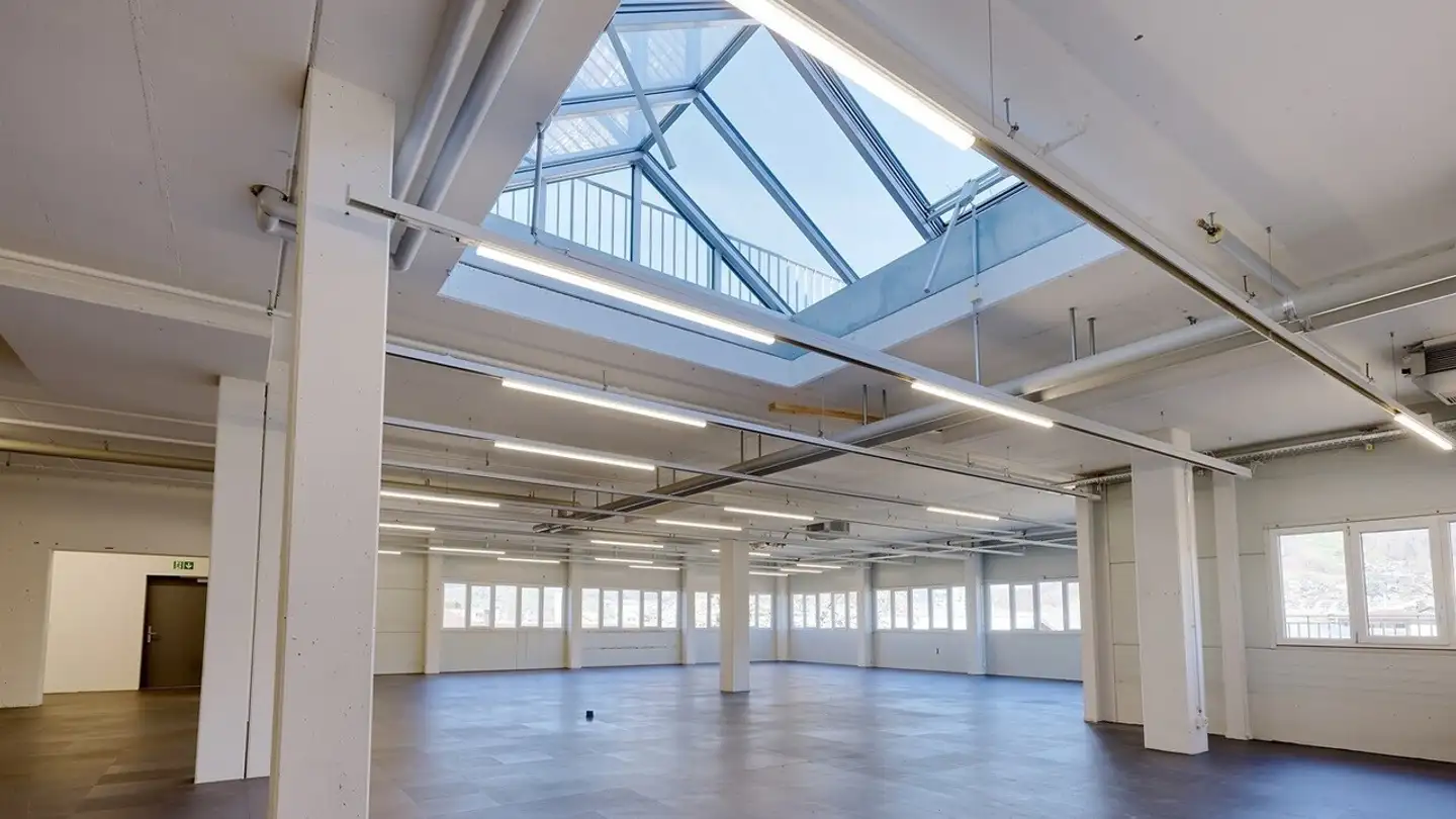 Commercial à louer - Mittlere Strasse 52, 3600 Thun