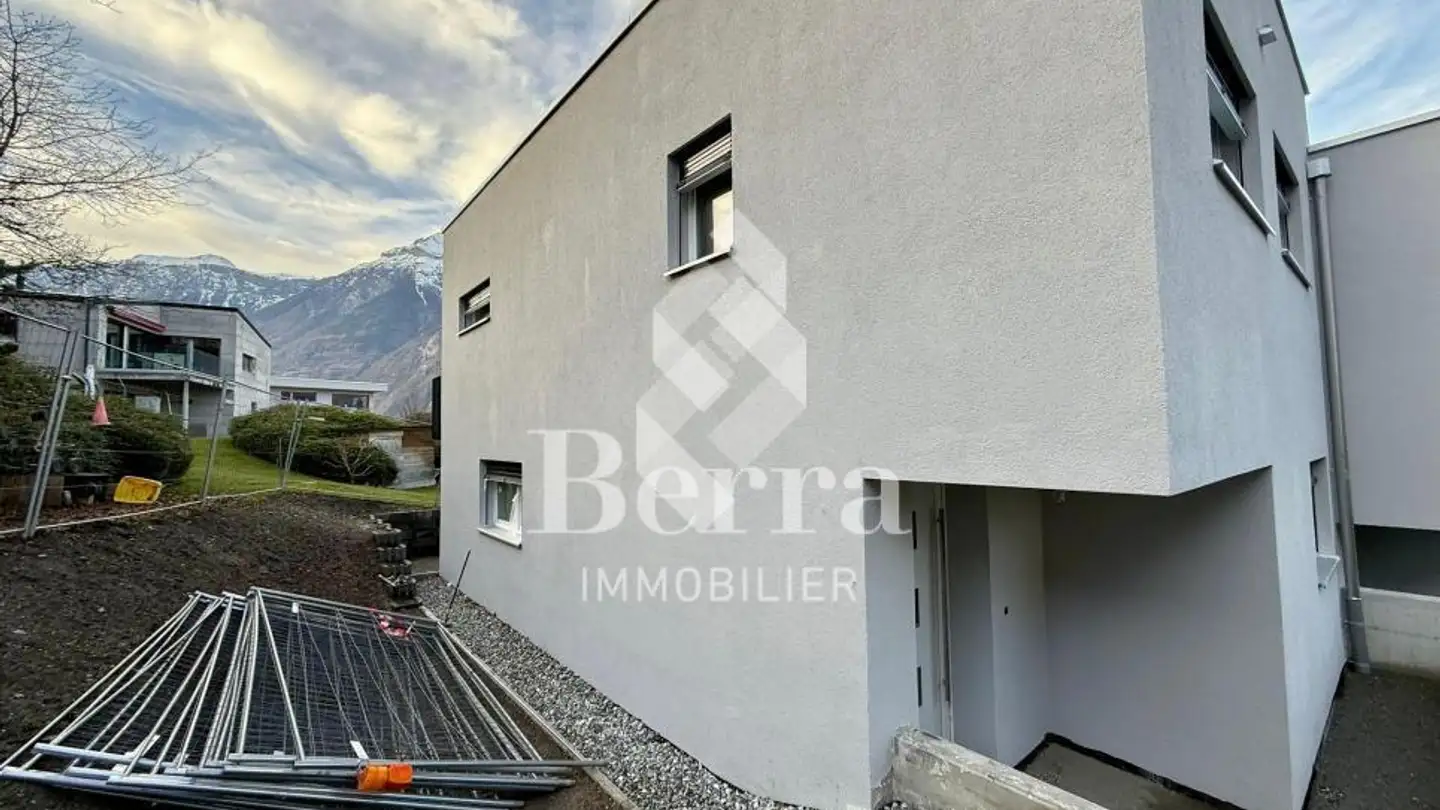 Casa singola in vendita - 1907 Saxon