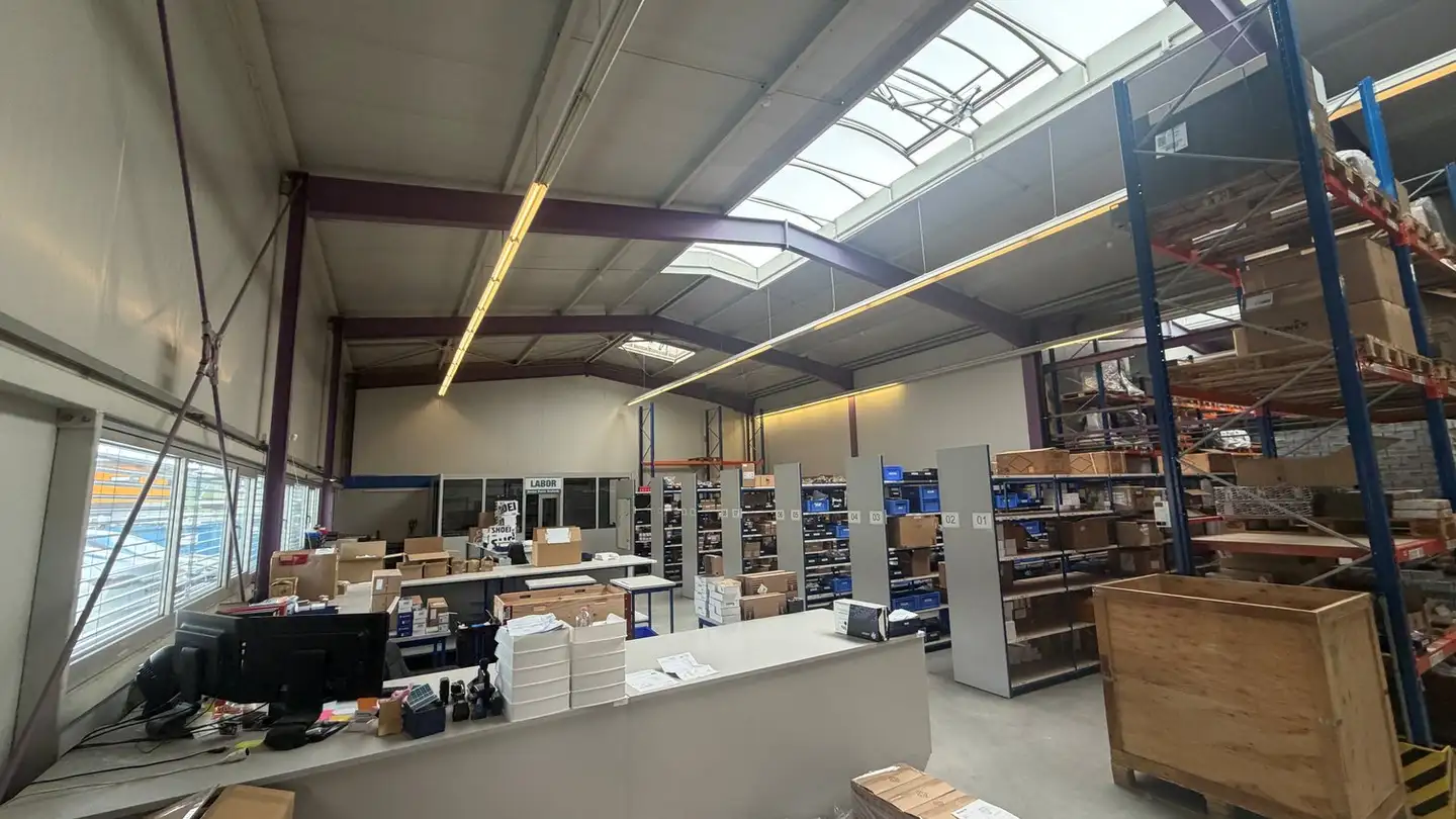 Commercial for rent - Moospark 10, 6221 Rickenbach LU