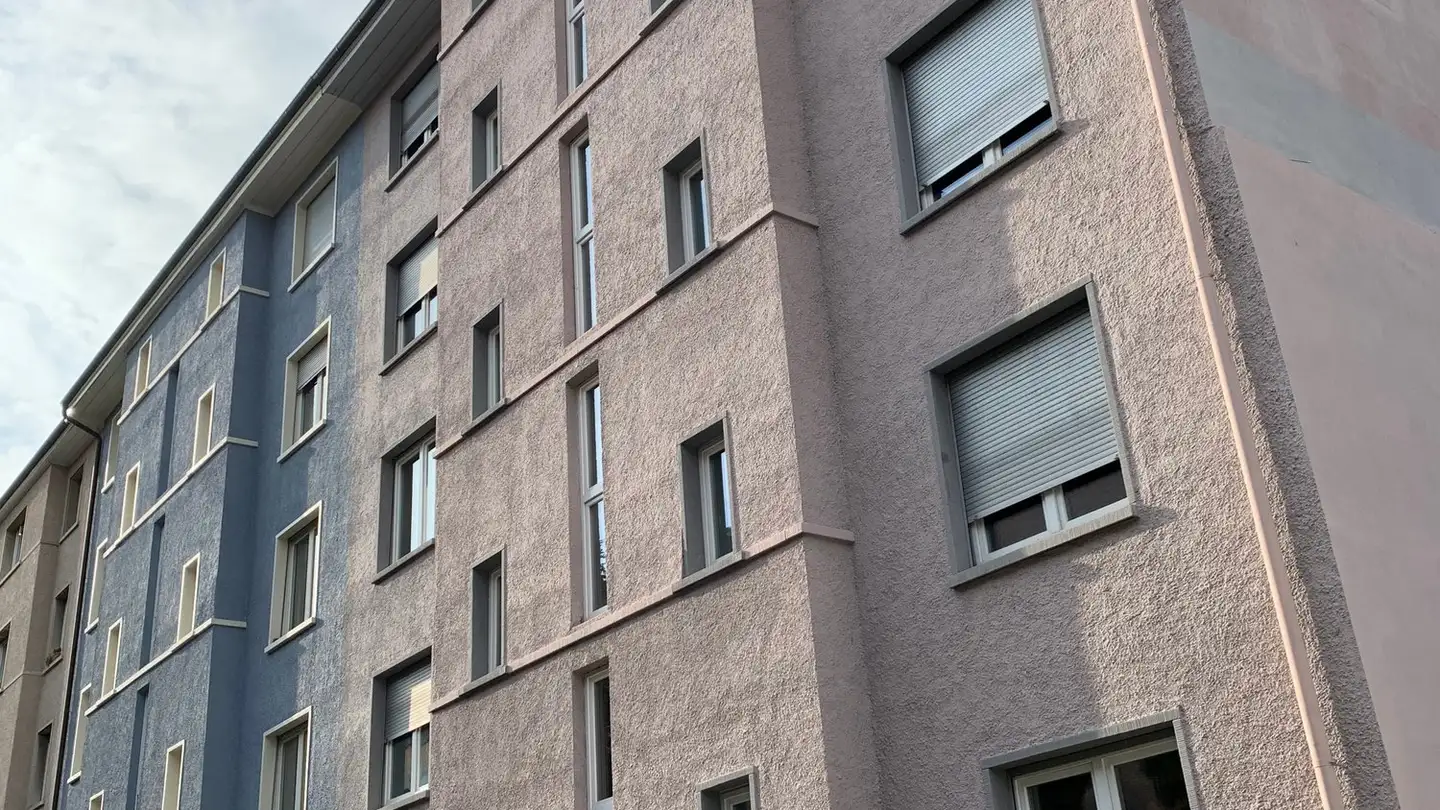 Parcheggio esterno in affitto - Dornacherstrasse 329, 4053 Basel