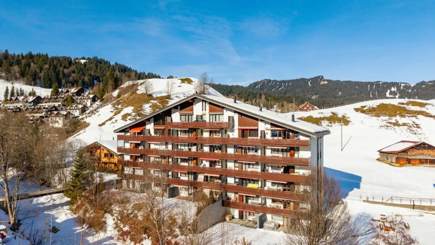 Duplex for sale - Spätzerenstrasse 3, 8843 Oberiberg