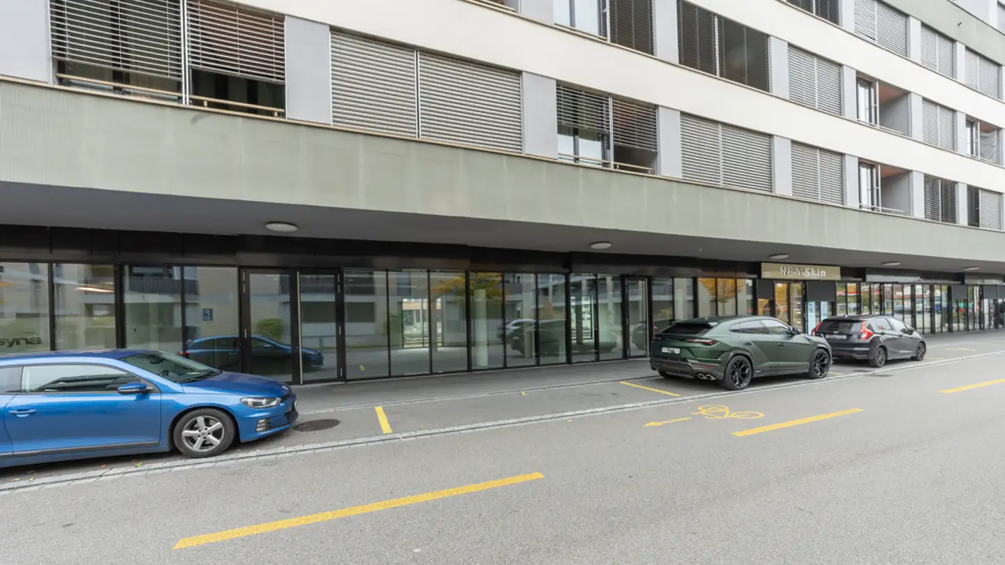 Gewerbe mieten - Bahnhofstrasse 3, 5034 Suhr - Foto 3