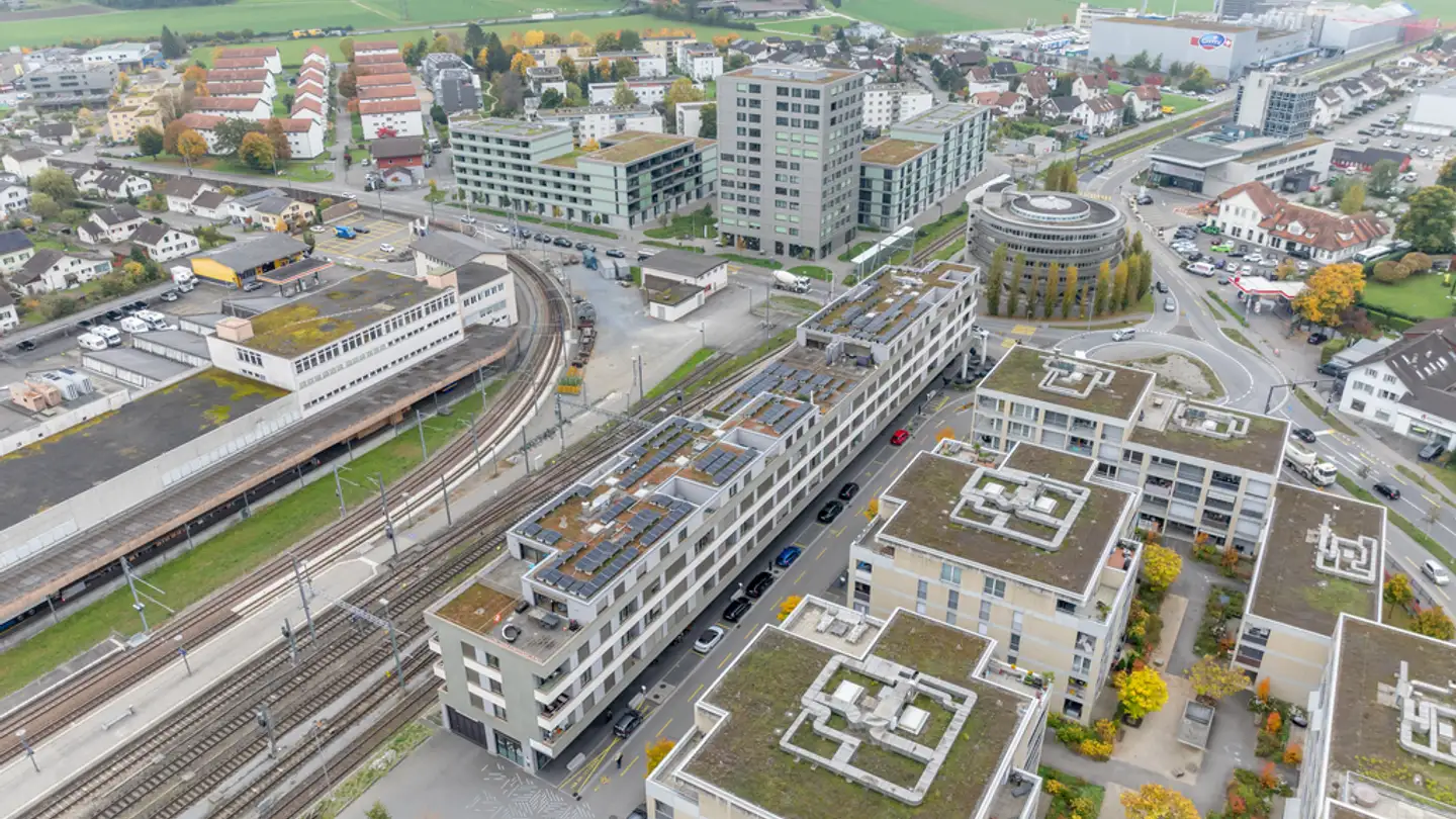 Gewerbe mieten - Bahnhofstrasse 3, 5034 Suhr - Foto 2
