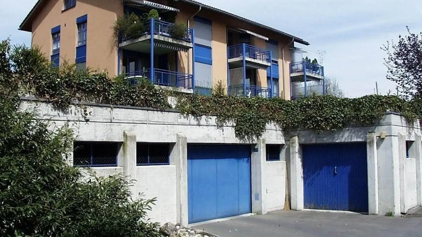 Tiefgaragenstellplatz mieten - Ahornweg 13, 3123 Belp