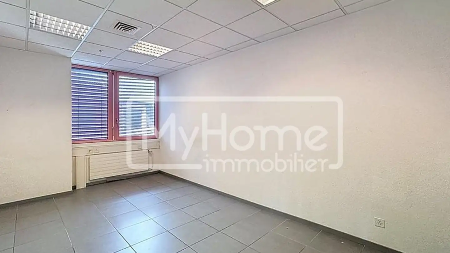 Edificio ad uso misto in affitto - Route De Denges 28d, 1027 Lonay - Photo 3