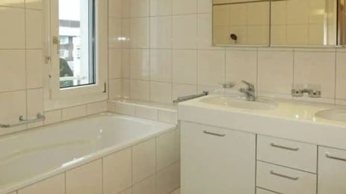 Appartamento in affitto - Hünenbergerstrasse 49, 6330 Cham - Photo 2