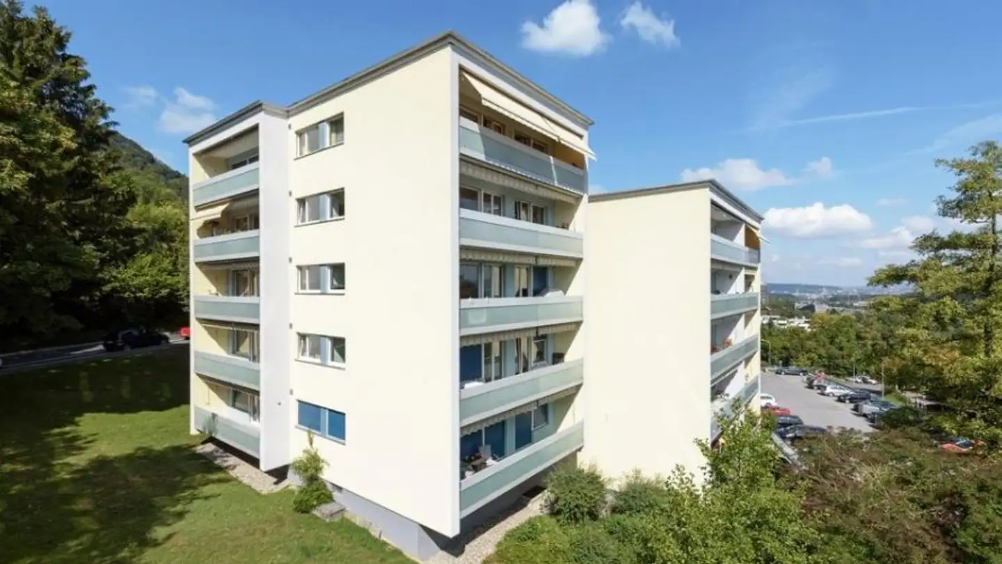 Indoor motorbike parking space for rent - Feldblumenstrasse 94, 8134 Adliswil