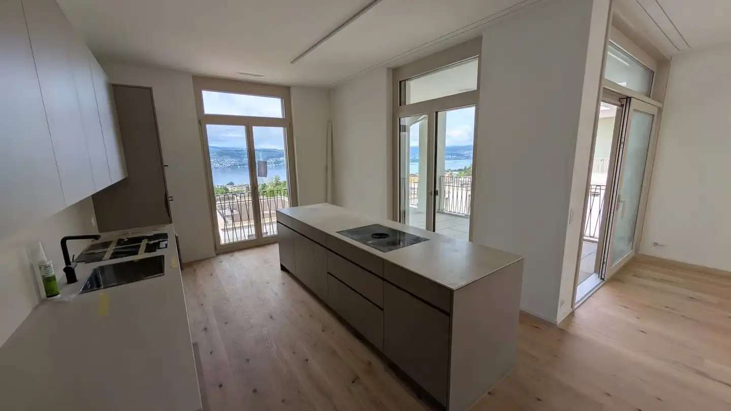 Attique à louer - Lohstrasse 8, 8708 Männedorf - Photo 2