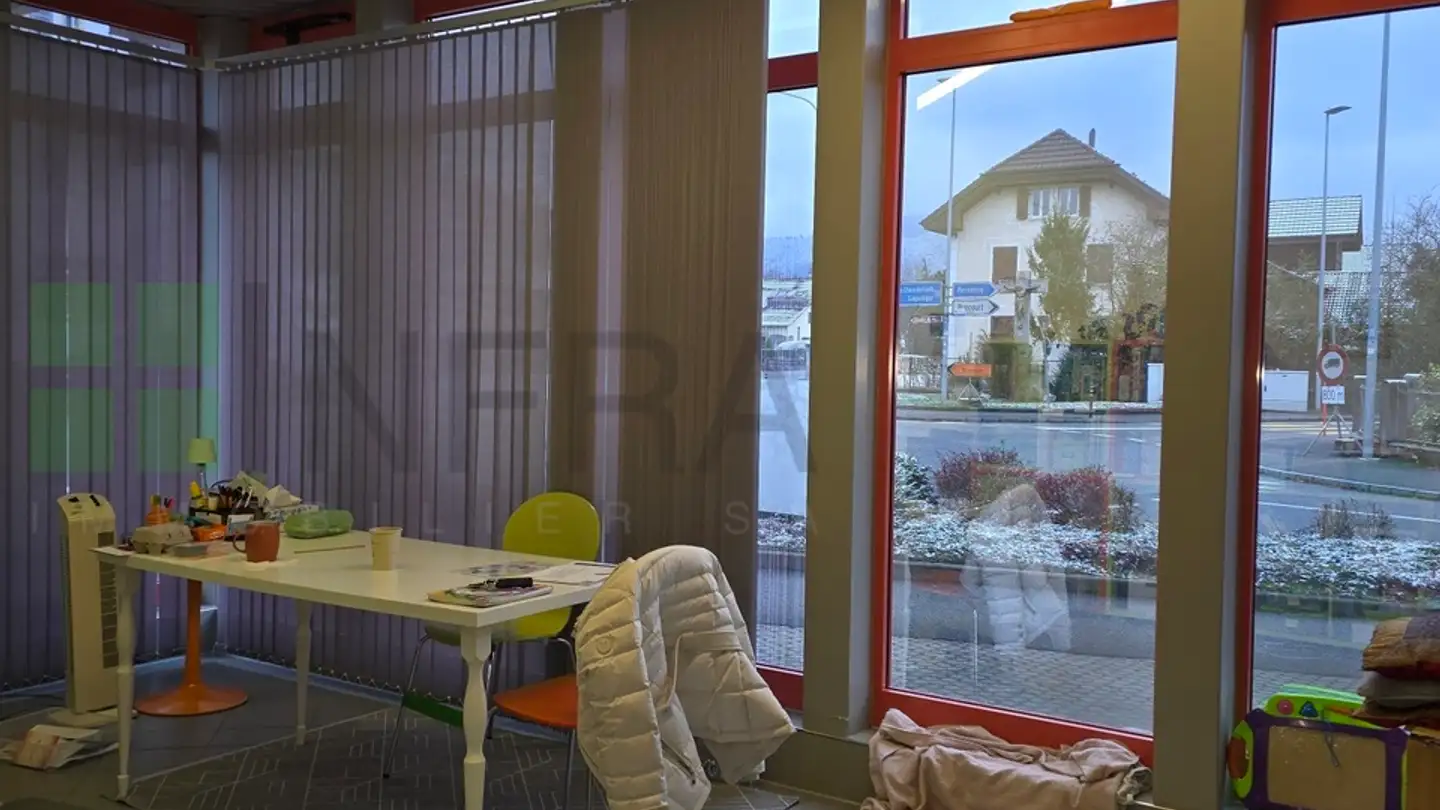 Shop for rent - Rue Des Grands Prés 2, 2854 Bassecourt