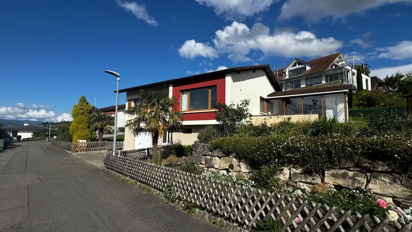 Einfamilienhaus mieten - Baumgartenweg 4, 2572 Mörigen