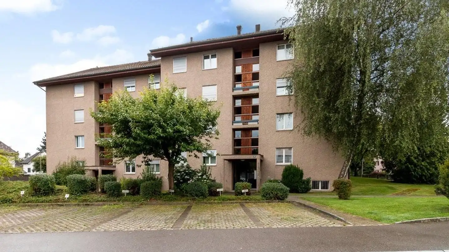 Underground parking space for rent - Alte Bahnhofstrasse, 8603 Schwerzenbach